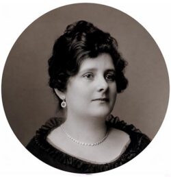 Dña. Fausta Ximénez de Montilla e Ibarra (Esposa de D. Manuel Montilla Medina)